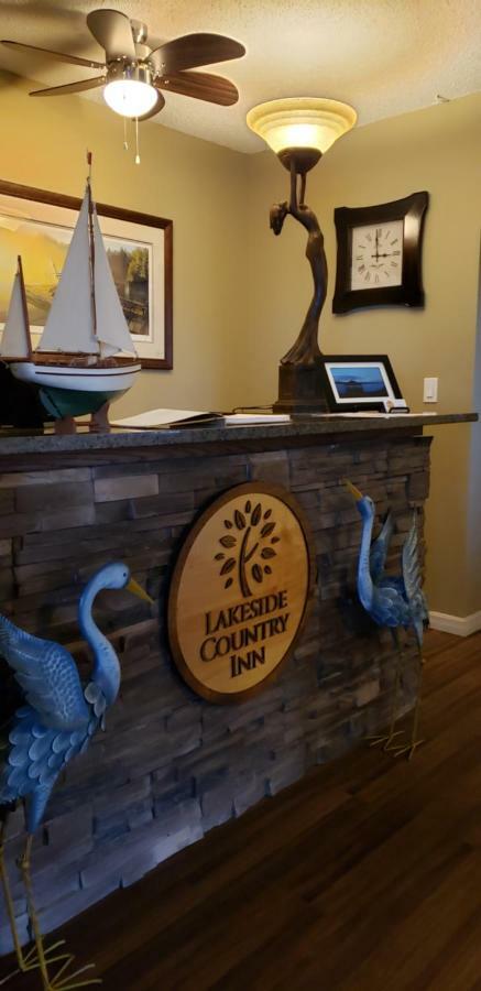 Lakeside Country Inn Manitou Beach Exterior foto